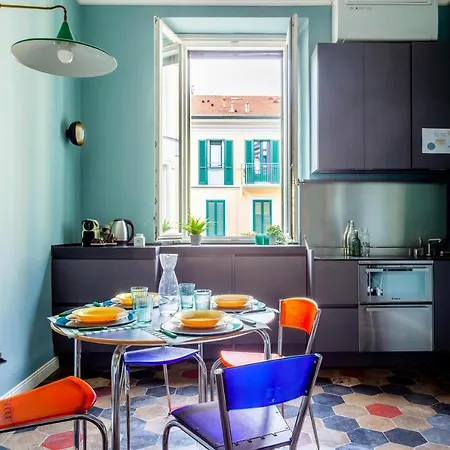 Joivy Elegant Flat With Balcony Appartamento