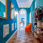 Daire Joivy Elegant Flat With Balcony