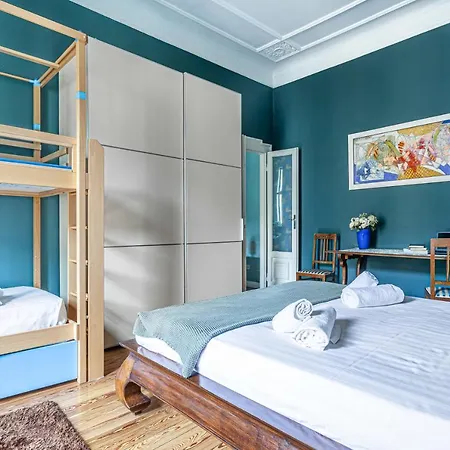 Joivy Elegant Flat With Balcony Apartamento Milán